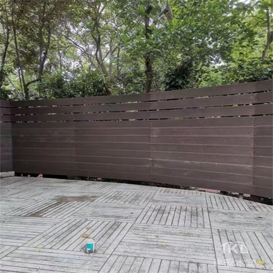 木塑护栏安装.jpg