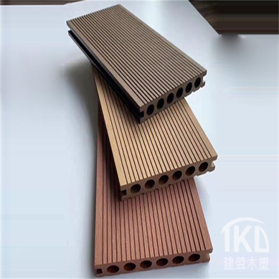 北京共挤木塑板材条纹木纹色圆孔压花木塑地板批发定制