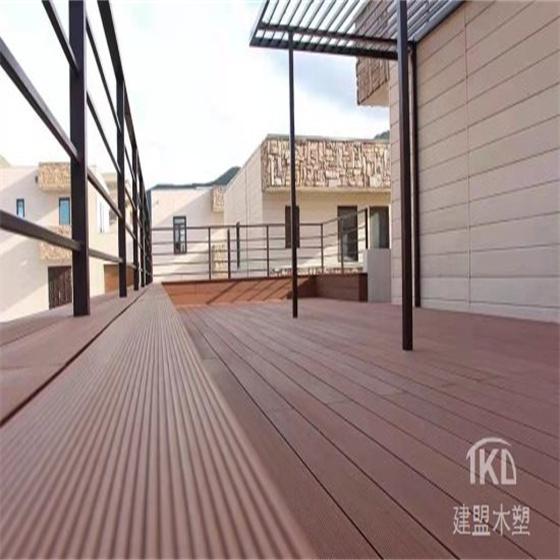 北京塑木地板拼接木板二代共挤压花木纹木塑