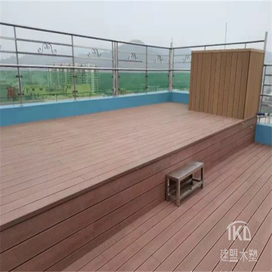 北京木塑阳台露天平台地板制作厂家批发现场